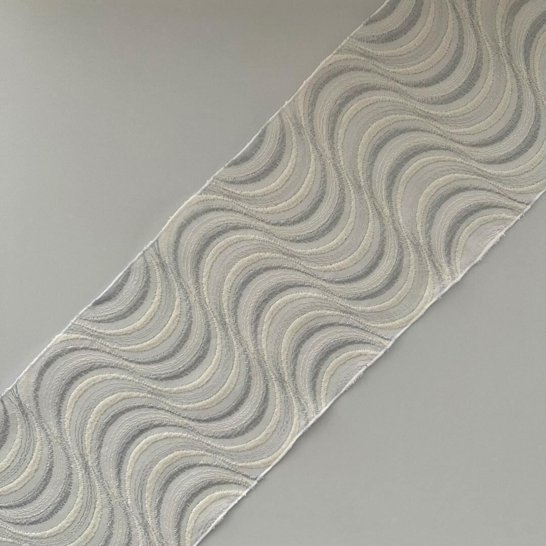 【七緒掲載商品】半衿 流線の銀刺繍 コットンレース 流水 たてわく 立湧 立涌 半襟 白 洗える