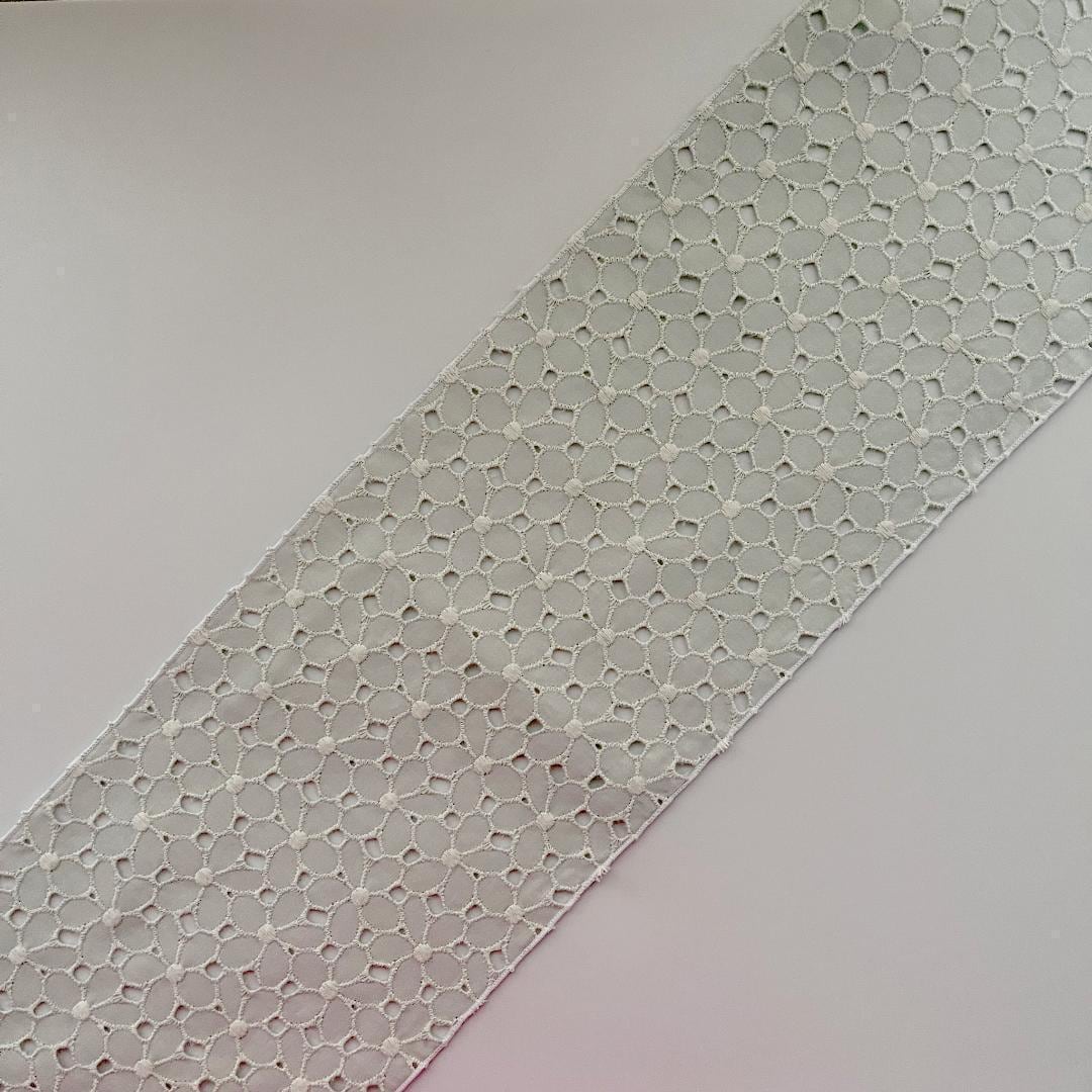 半衿 くすみミントのコットンレース 花 半襟 薄緑 洗える かわいい カジュアル