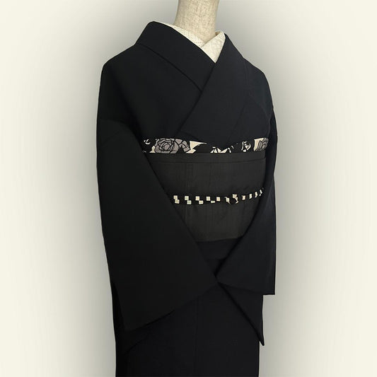 帯揚げ レトロモダン ちりめん 砂色に鈍色の夢二薔薇 縮緬 帯揚