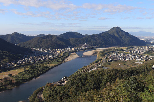 Clear water from the Nagara River supporting traditional Mino Washi production
