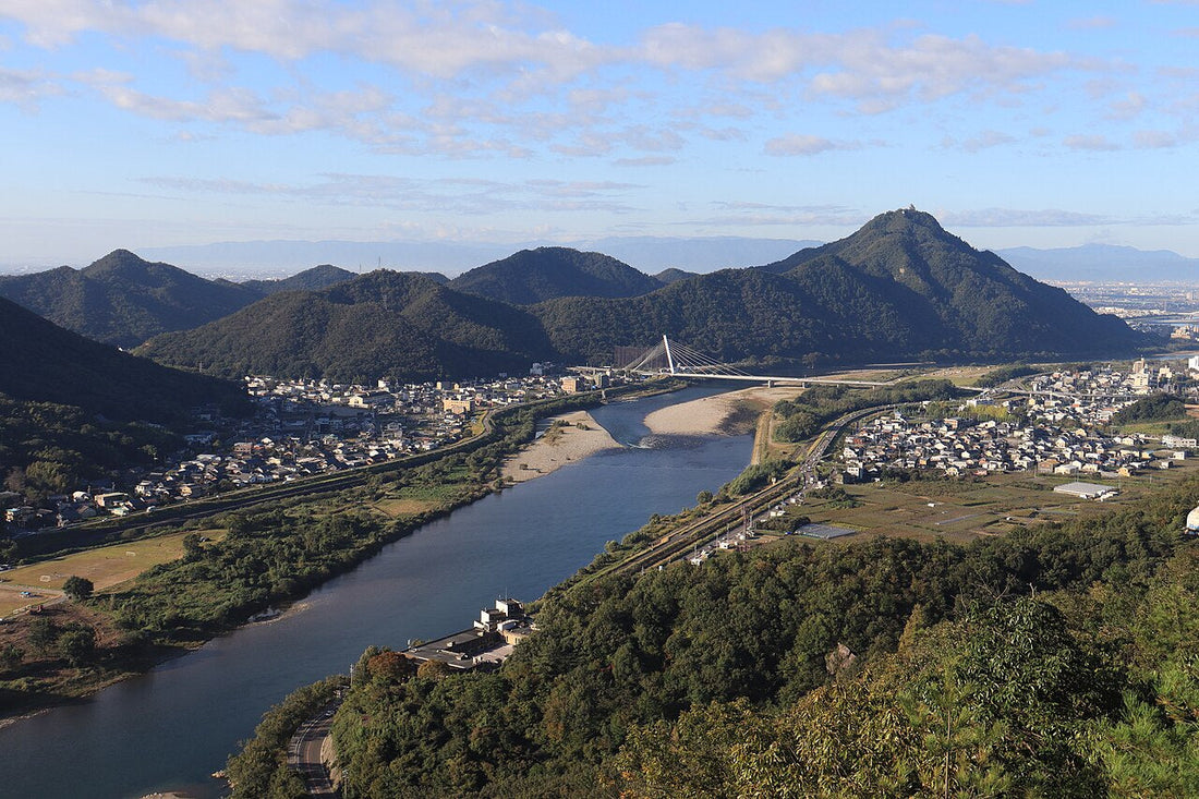 Mino Washi: The Cultural Story Behind Japan’s 1,300-Year-Old Paper Tradition | 美濃和紙：延續1300年的日本傳統紙文化