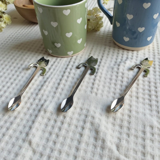 Japanese Cat Spoon – Mikene Cat｜Made in Tsubame-Sanjo Stainless Steel Cutlery