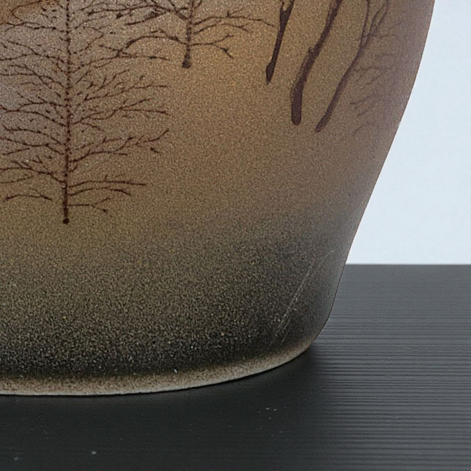 Kutani Ware Vase – Cranes in Winter Forest with Gold Leaf | 8.5" Japanese Porcelain Art Vase