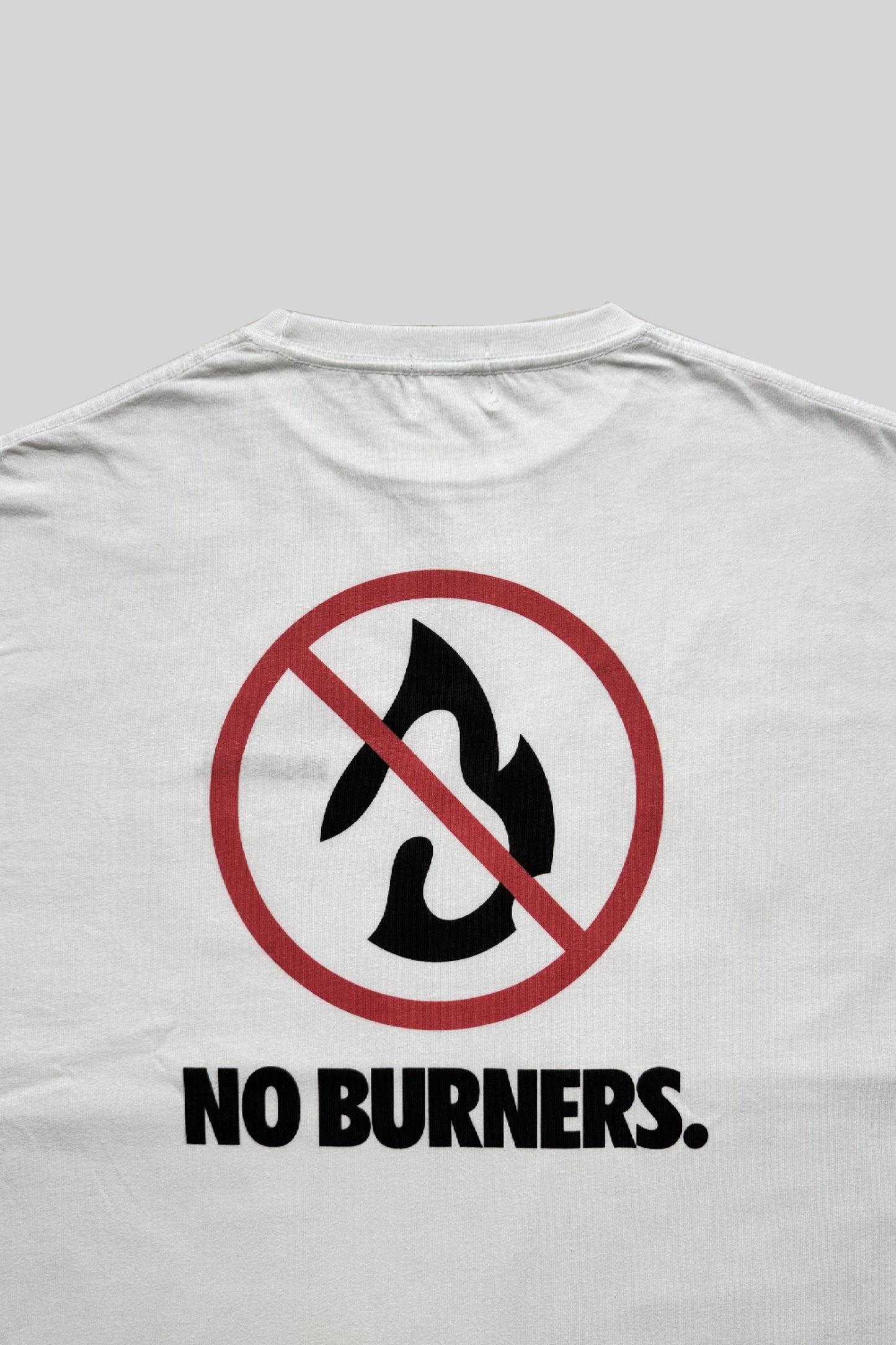 NO BURNERS TEE(WHITE)