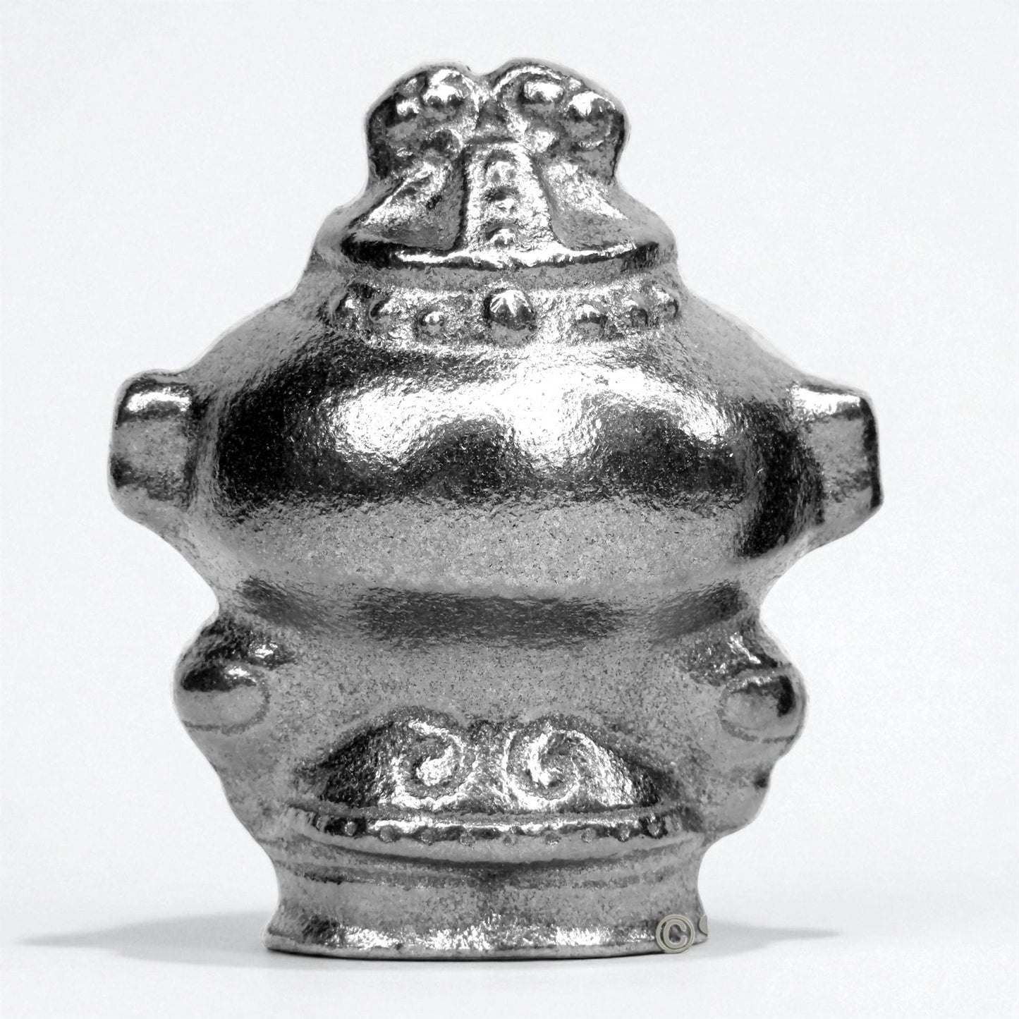 Ichi Chudo × Nambu Ironware Dogū Iron Figure – Shakōki-Dogū Motif | Japanese Cast Iron Iron Supplement Tool