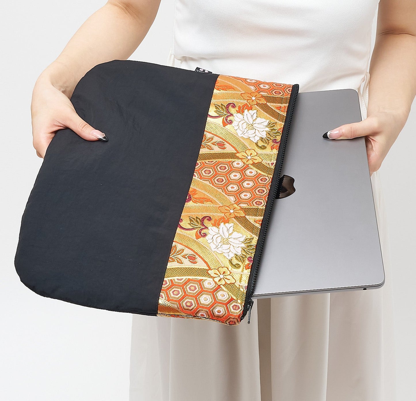 まもりの金襴PCケース