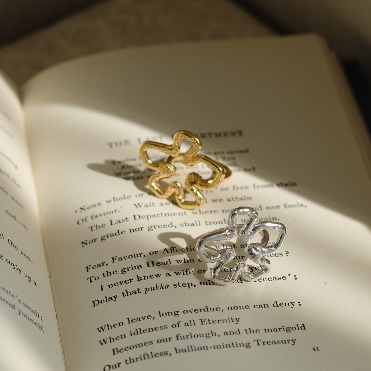 Tube Flower Ring